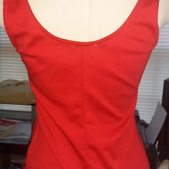 Beautiful Charlotte Russe red tank w gold embellishments Med - Picture 3 of 5